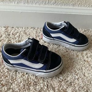 💎Toddler Vans size 5 blue and white with velcro